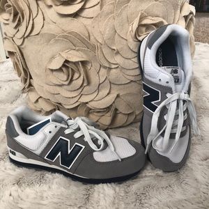 New Balance tennis shoes nwt